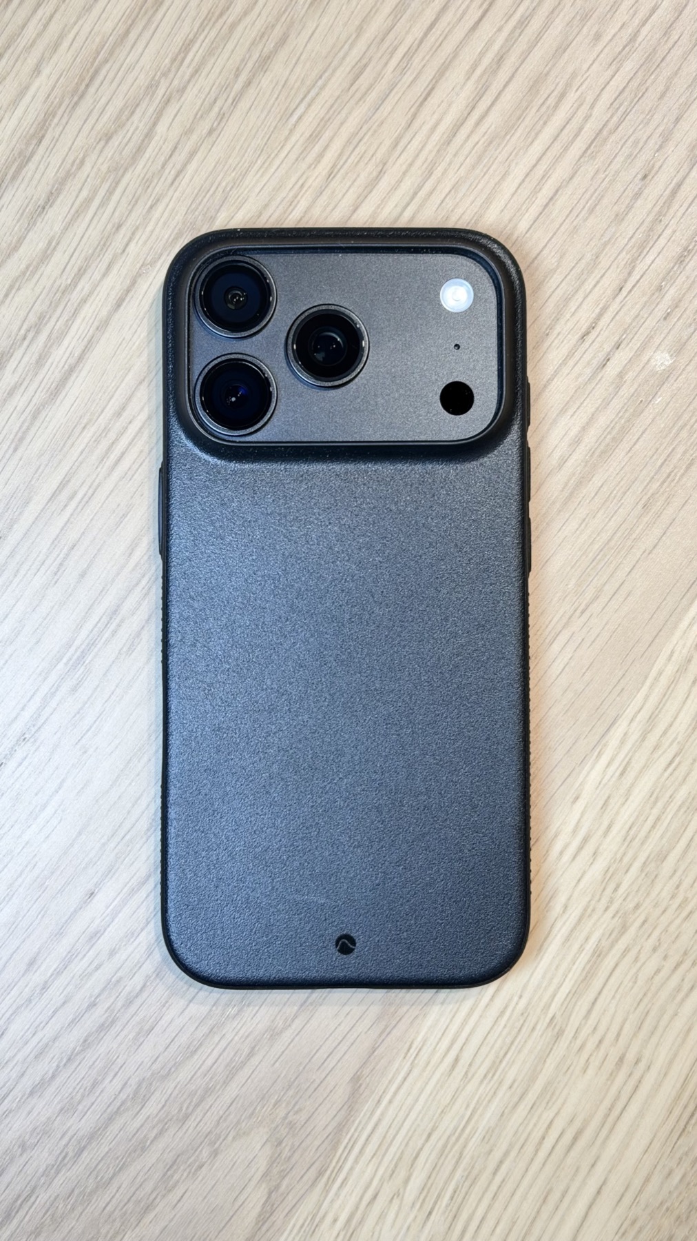 The perfect minimalist phone case. Caudabe Veil for iPhone 18 Pro.